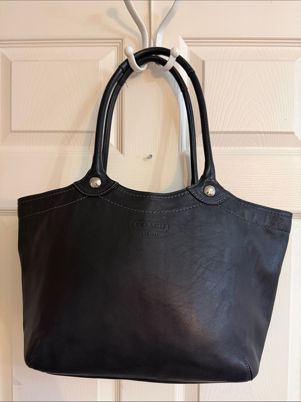 Coach Black Leather Tote with Front Pocket - Women - Picture 2 of 5